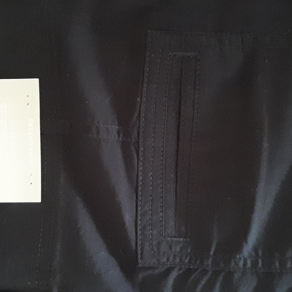 NWT Chico's capris - Picture 6 of 11